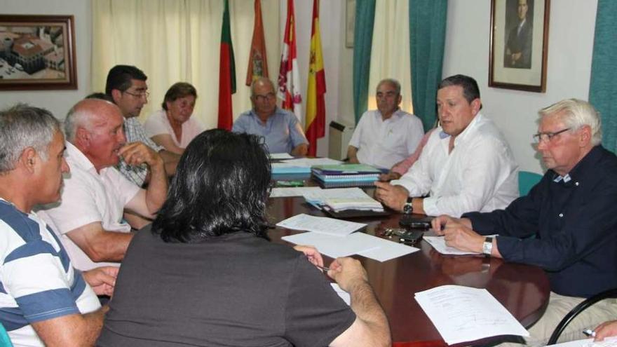 Asamblea General de la Mancomunidad &quot;Tierras de Aliste&quot; celebrada en Alcañices.