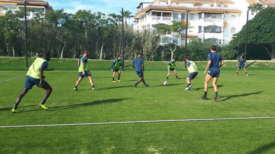 Un entrenamiento del Marbella.