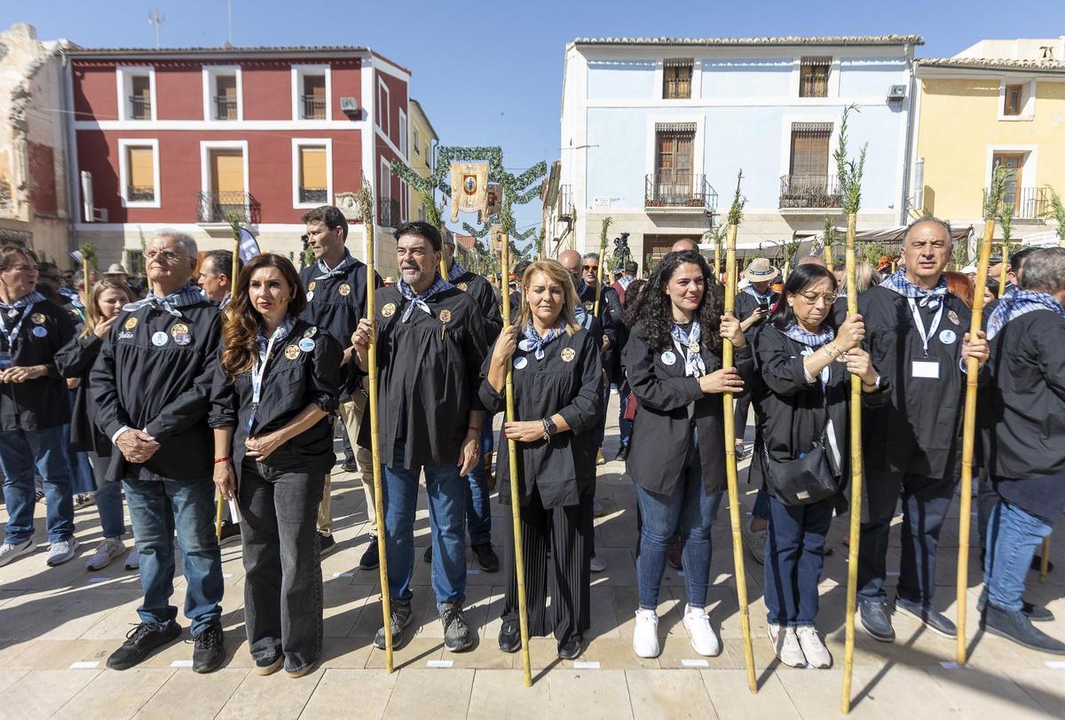 Susana Camarero, en el centro, hoy en Alicante
