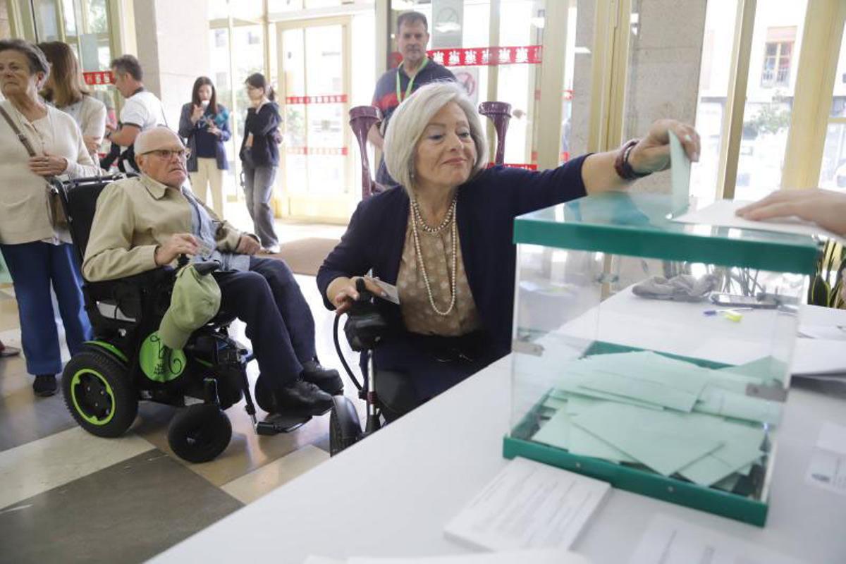 Córdoba capital vota para las elecciones andaluzas Córdoba capital vota para las elecciones andaluzas