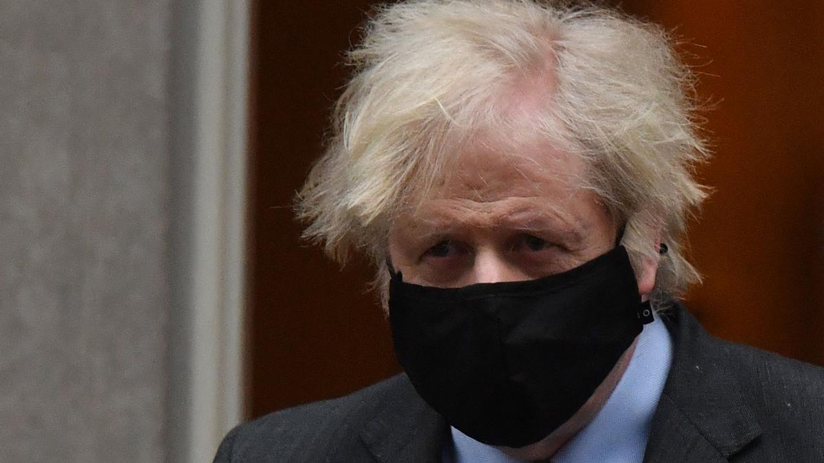 El primer ministro británico, Boris Johnson, antes de su comparecencia en la Cámara de los Comunes este lunes.