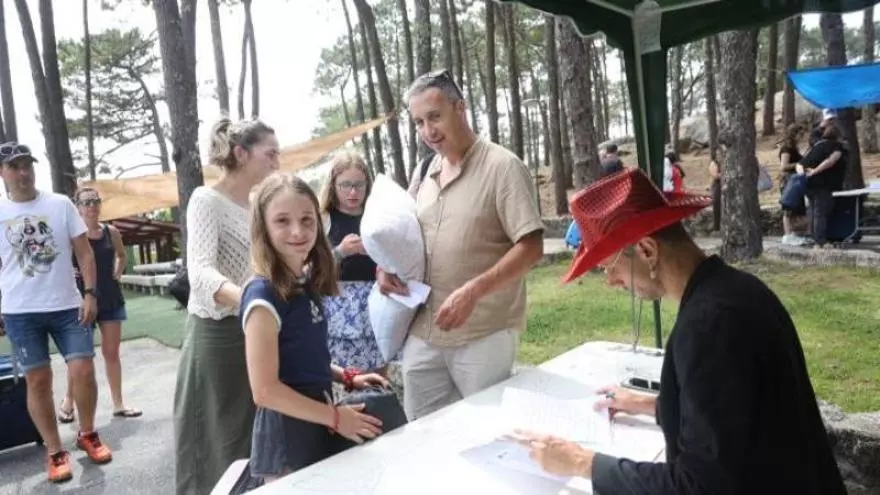 El campamento estival de A Lanzada abre sus puertas con 1.540 plazas para niños pontevedreses