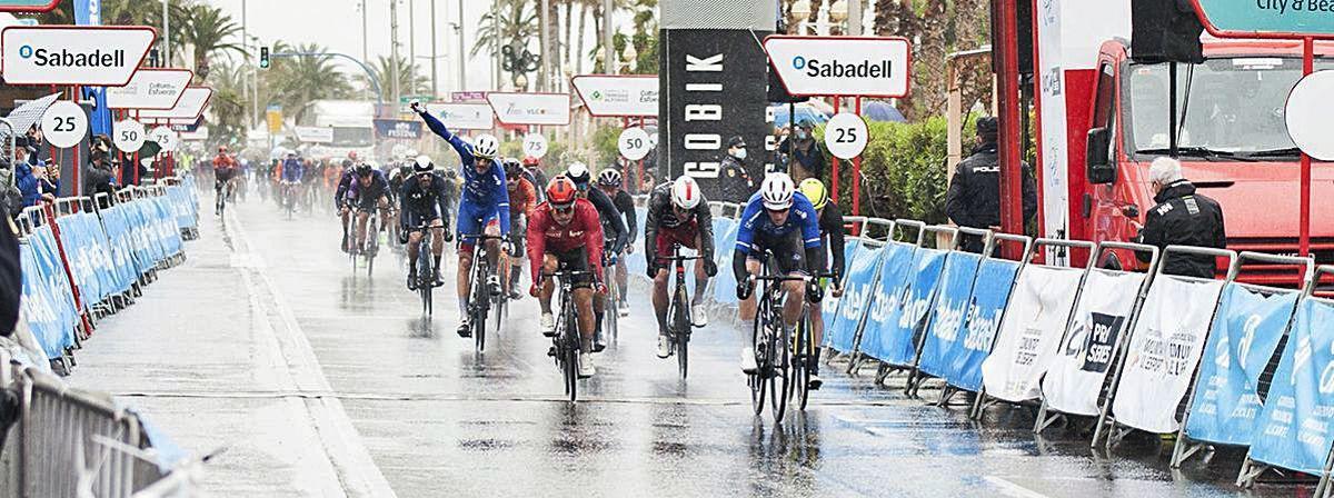 Arnaud Demare logra el doblete para el Groupama FDJ en Alicante