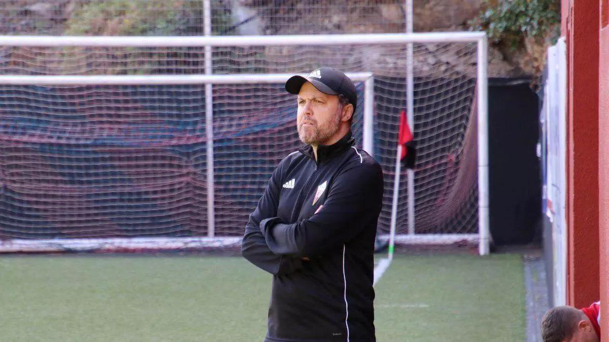 Ángel Sánchez, en su ciclo como entrenador del CD Mensajero.