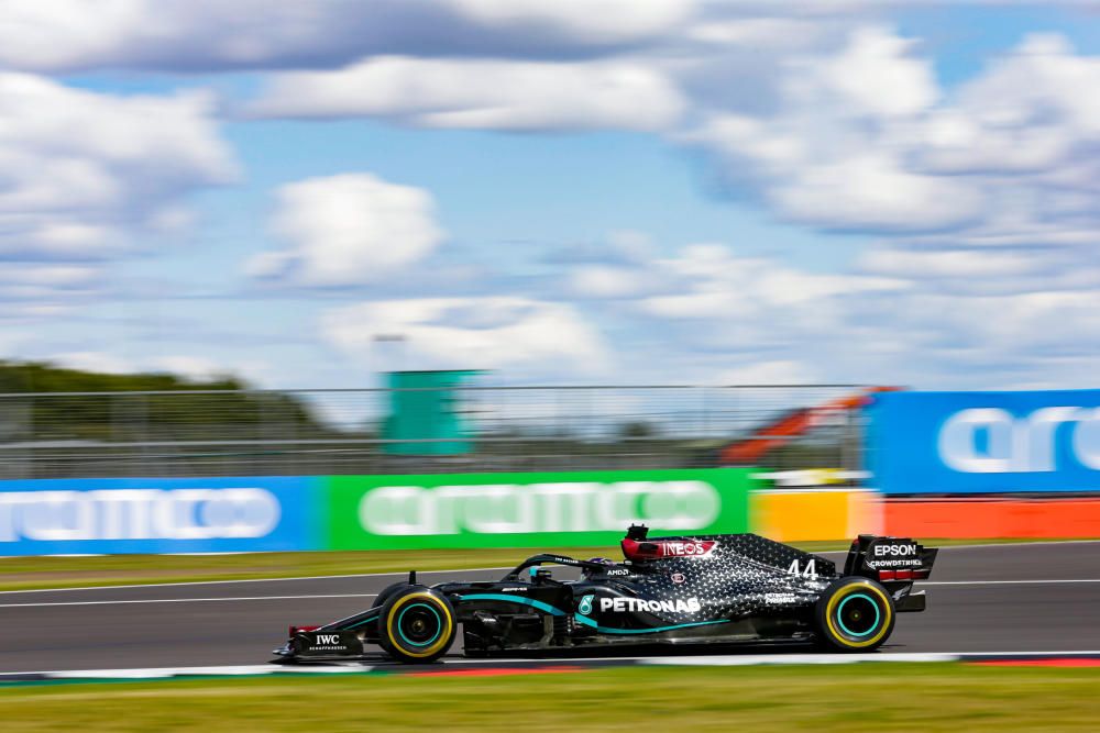 EN IMATGES | Hamilton guanya amb agonia a Silverstone i Sainz perd una valuosa quarta plaça al final