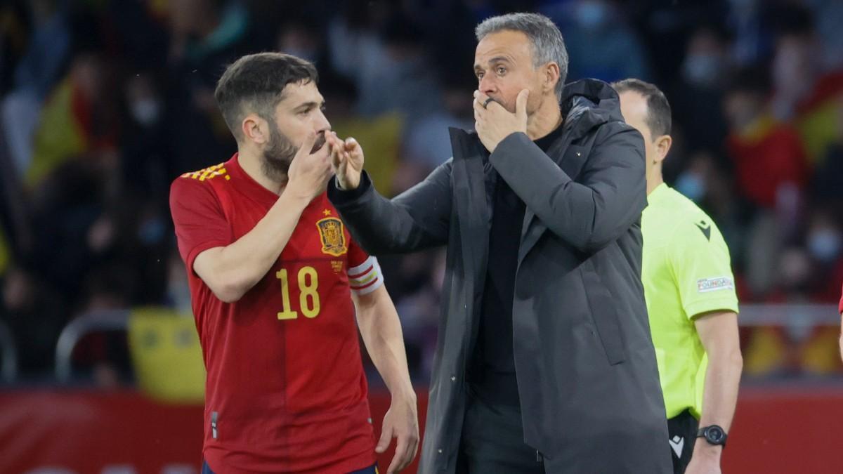 Jordi Alba y Luis Enrique