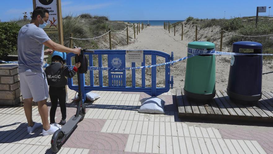 Canet limitará su playa de 10.000 a 2.000 bañistas