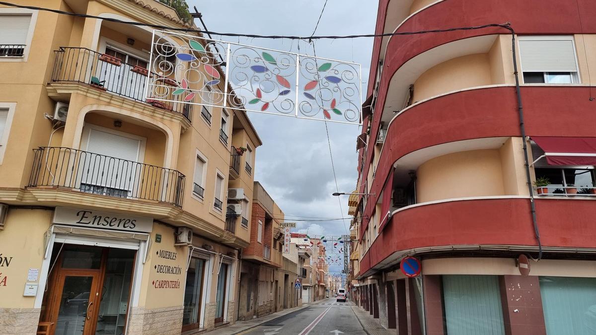 Imagen de uno de los edificios que ha rehabilitado su fachada en Riba-Roja.