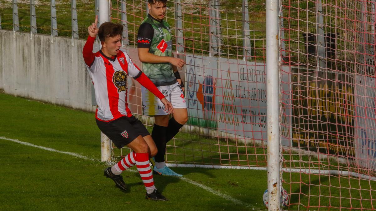 Lezcano anotó dos de los cuatro goles del Céltiga en Portonovo