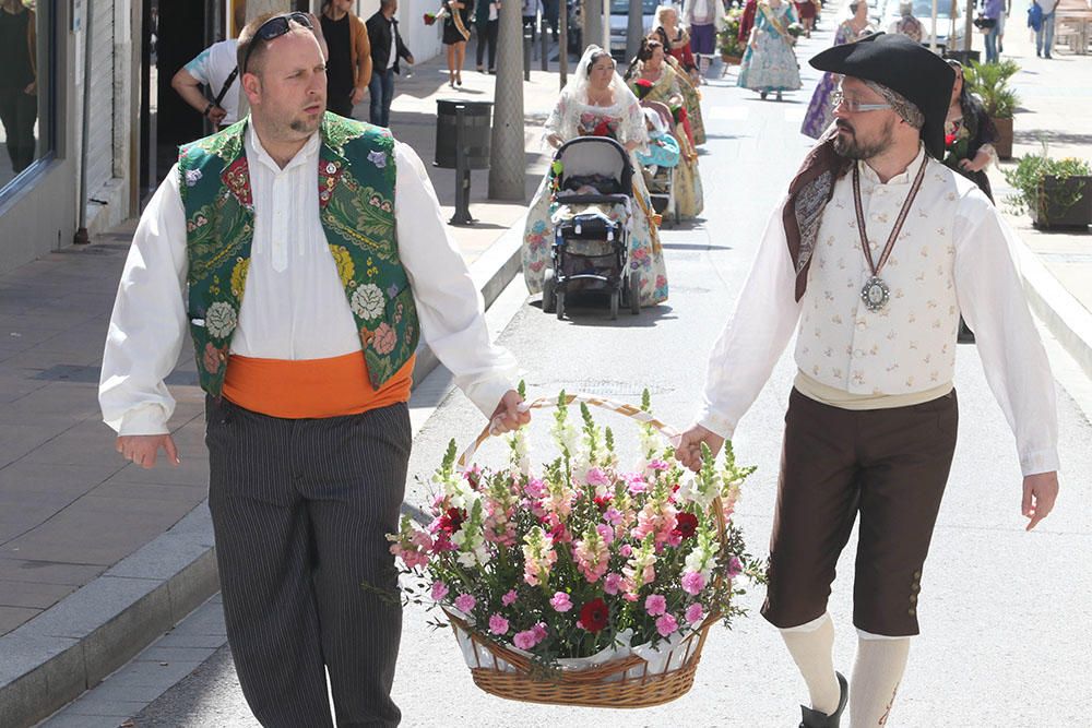 Ofrenda a la virgen y 'cremà' para despedir las fallas.