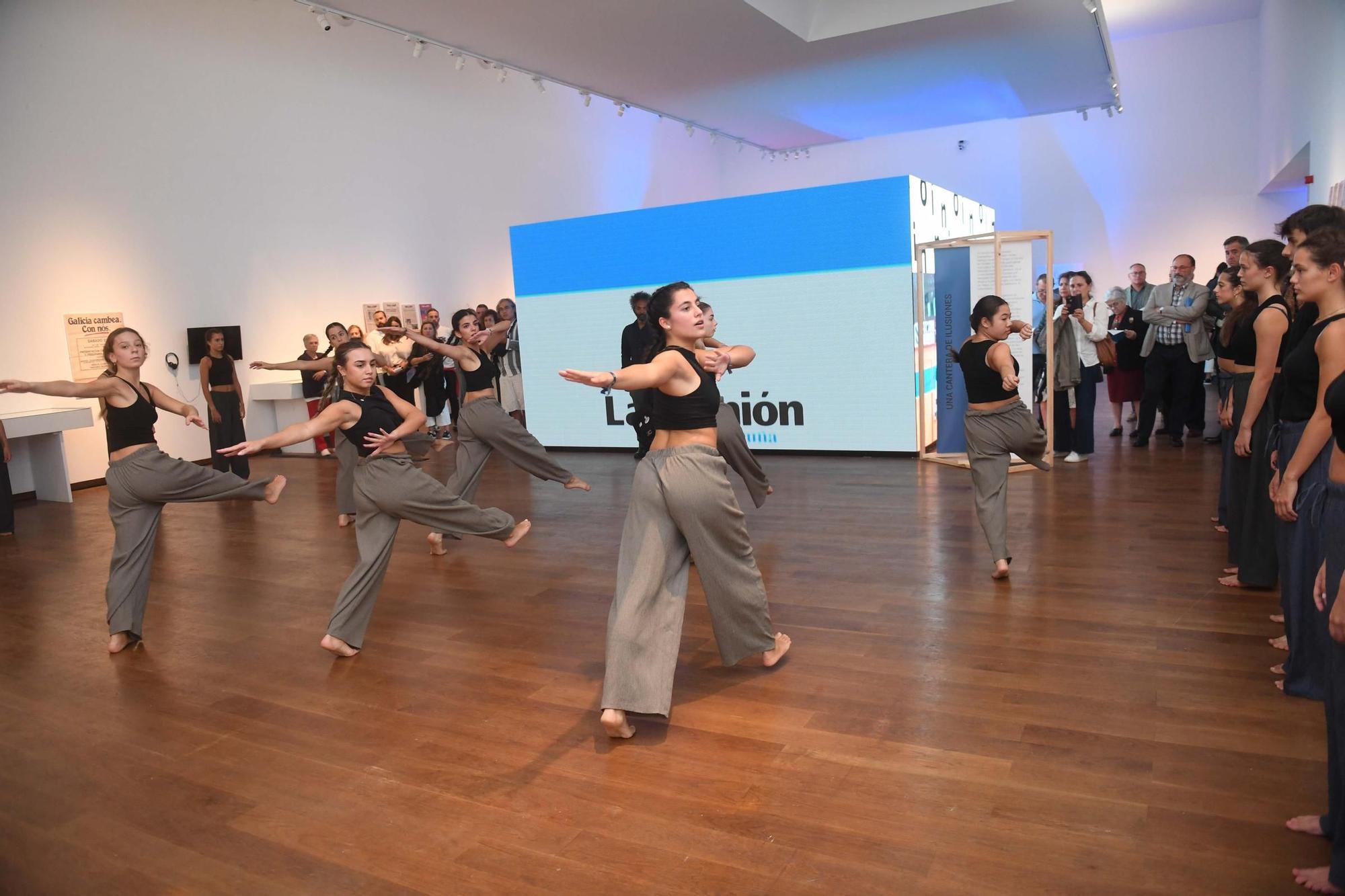 Alumnos del Conservatorio de Danza de A Coruña, en el evento de Prensa Ibérica y LA OPINIÓN