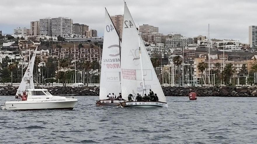 El Portuarios refuerza su liderato en la Vela Latina tras una jornada de remontadas y máxima igualdad