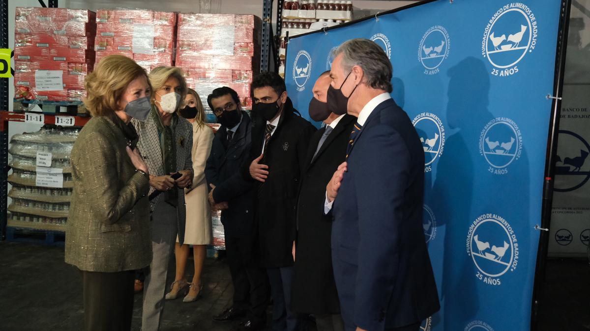 Encuentro con representantes de empresas que colaboran con la institución.