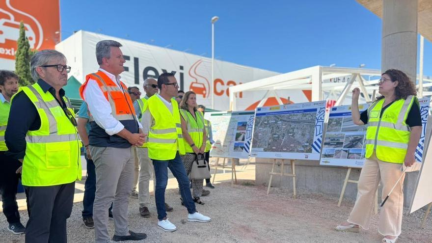 La pasarela ciclopeatonal sobre la V-31 en Sedaví encara su recta final tras superar las pruebas de carga