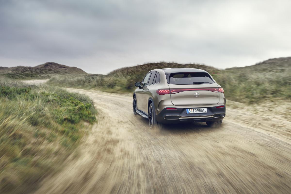 Con un diseño moderno y elegante, lo nuevo de Mercedes-Benz destaca con creces.