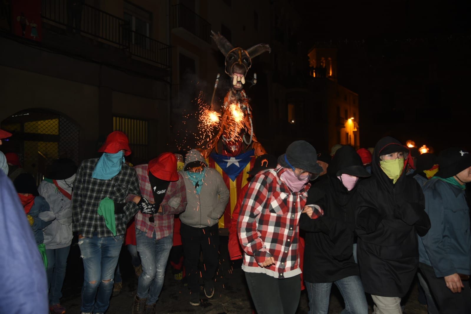 Troba't a les imatges del correfoc de Manresa