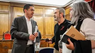 La oposición tumba por segunda vez las cuentas de Alcoy y abre un mes para armar una moción de censura imposible
