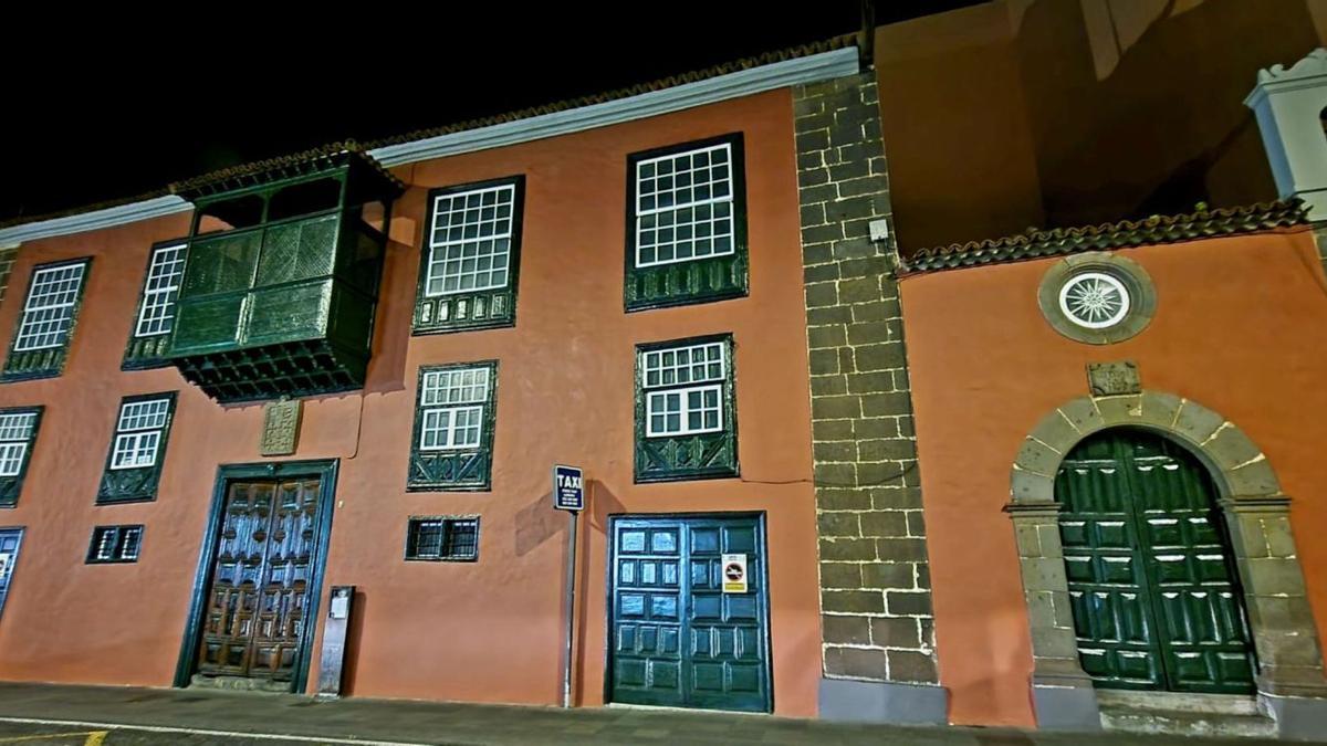 Casa Peraza de Ayala y ermita de La Trinidad