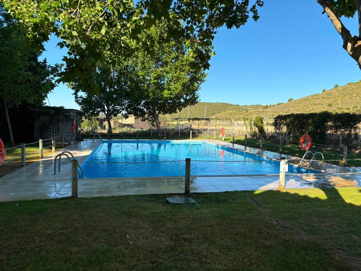 La piscina municipal de Losanglis