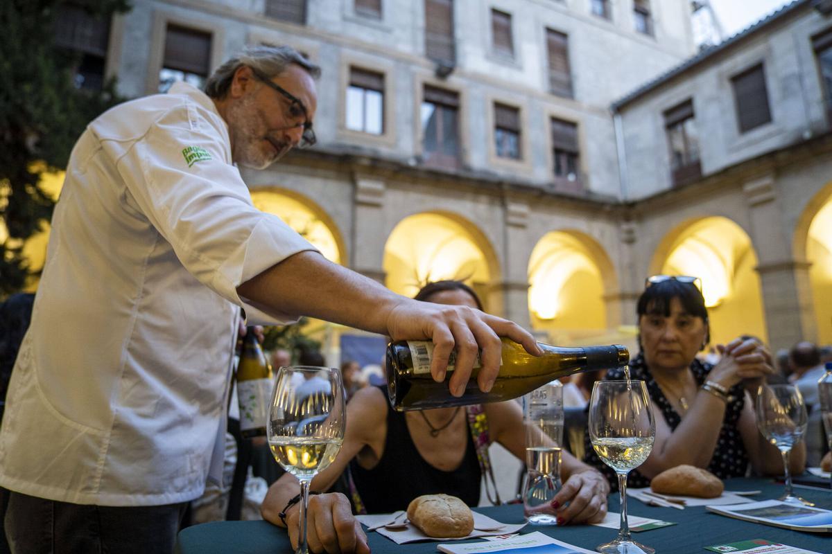 Les millors imatges del sopar de la Festa del Tomàquet 2026