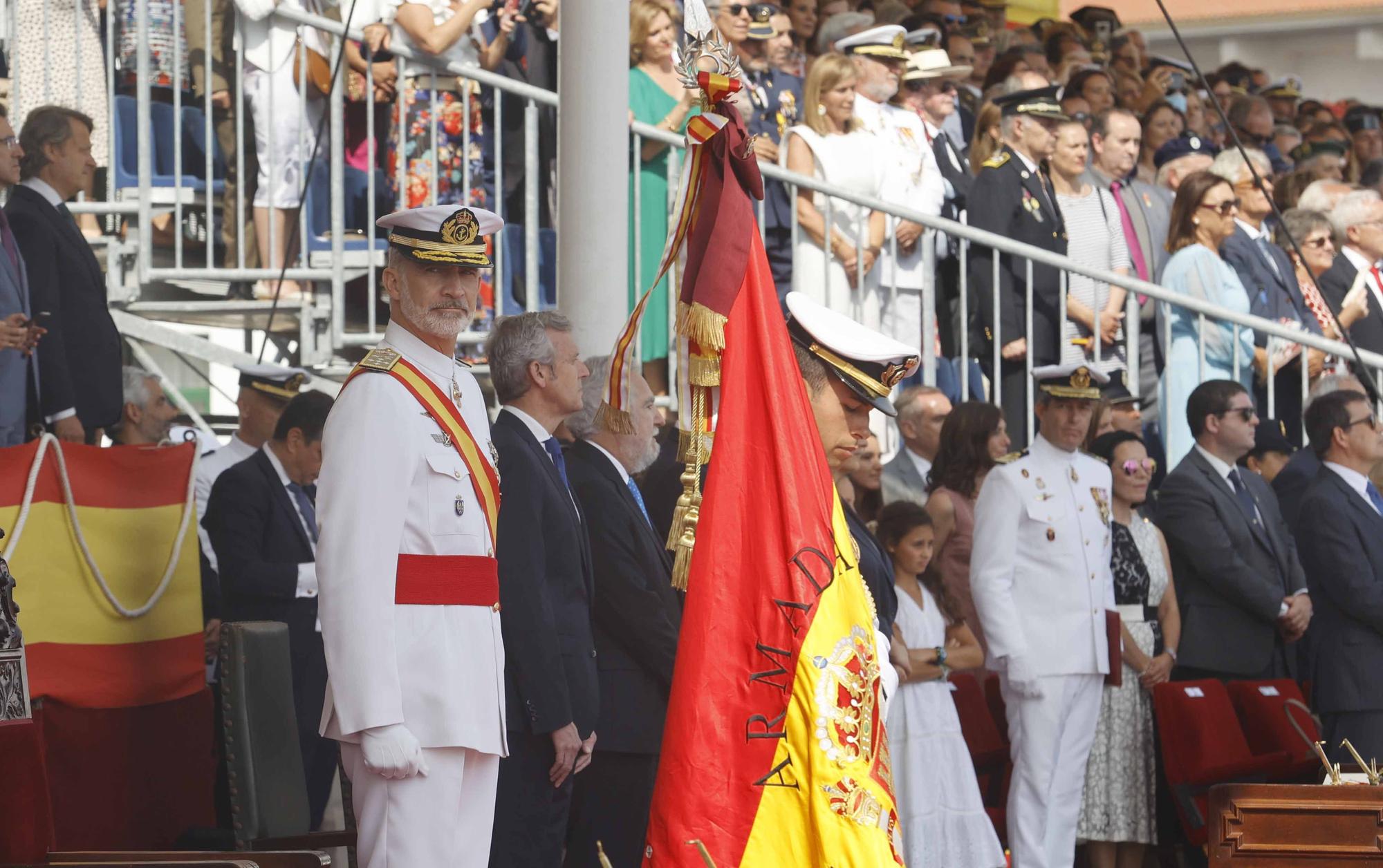 Jura de bandera y entrega de los Reales Despachos en la Escuela Naval de Marín