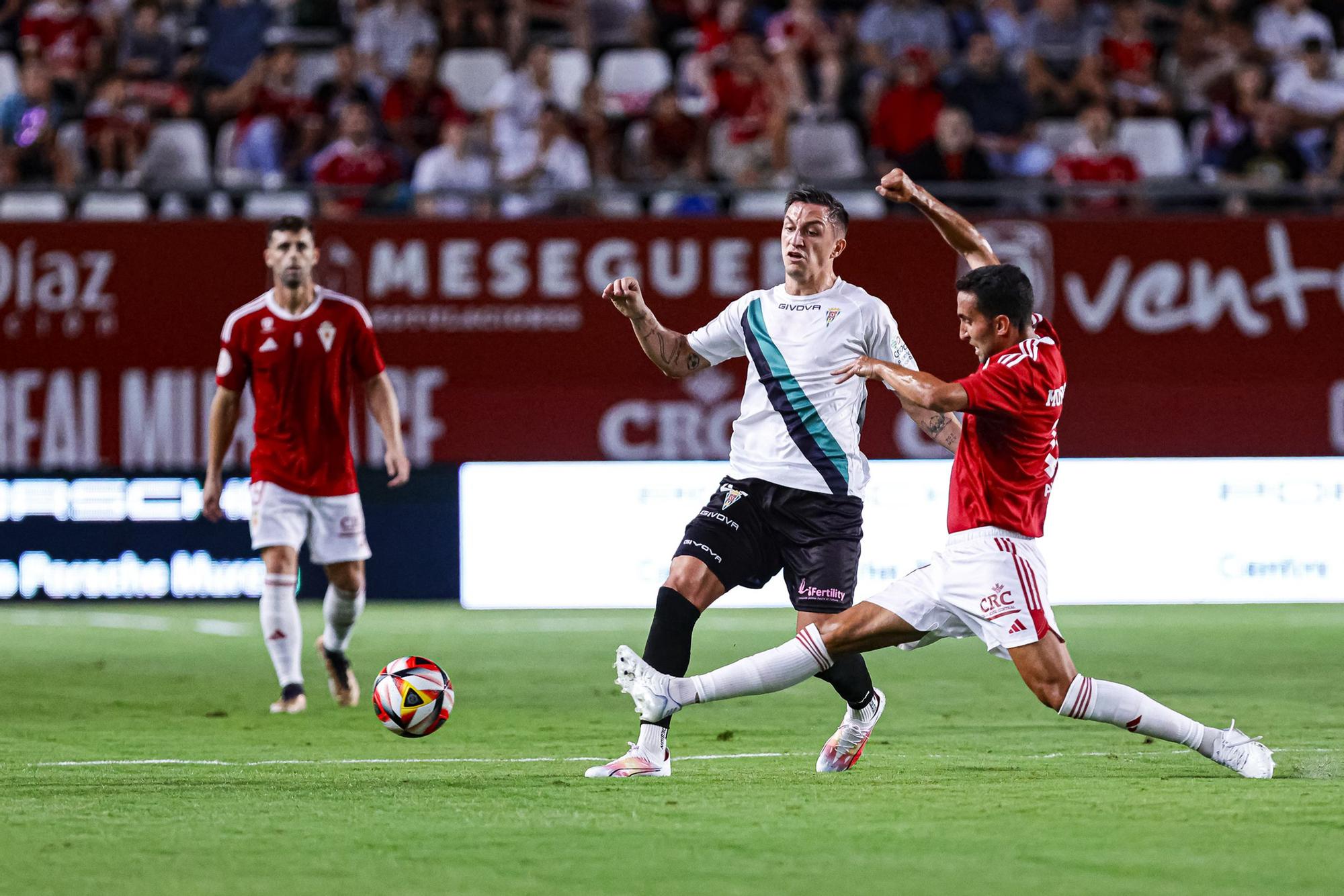 Real Murcia - Córdoba CF : las imágenes del partido en el Enrique Roca