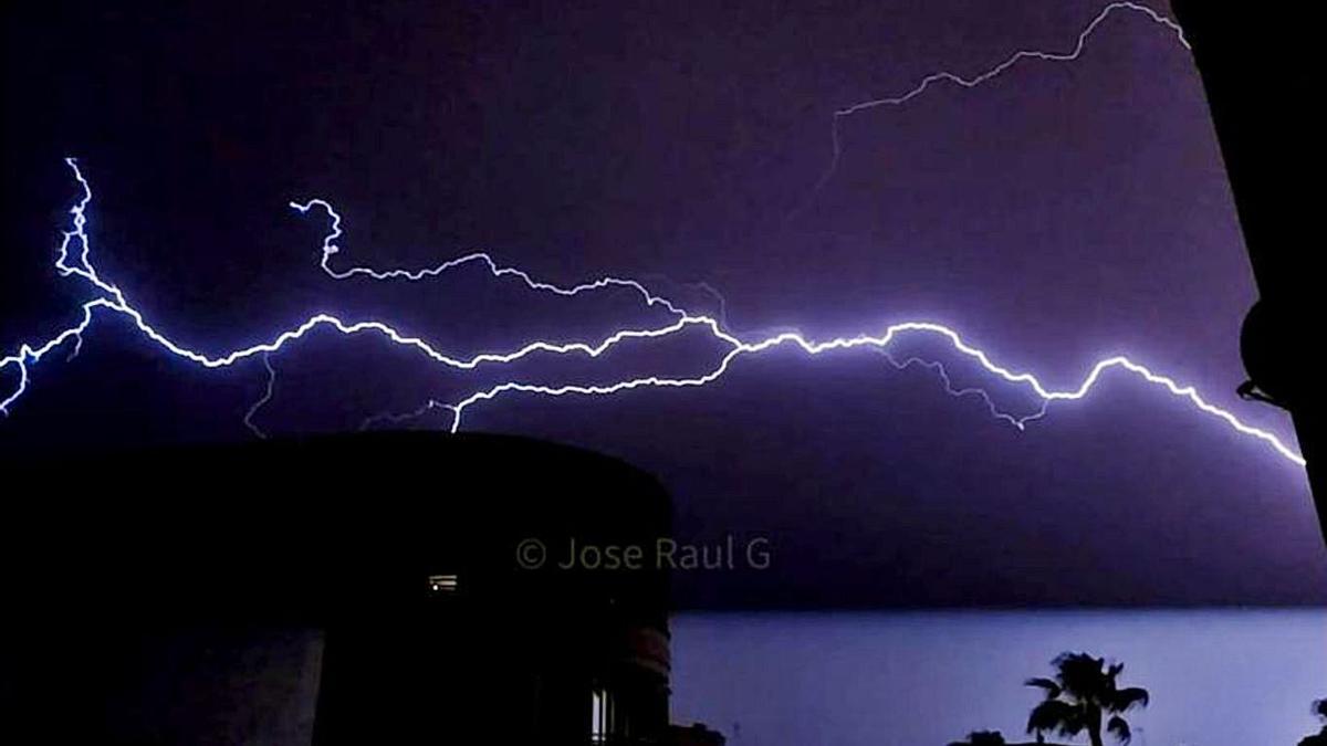 Noche de rayos en la provincia  