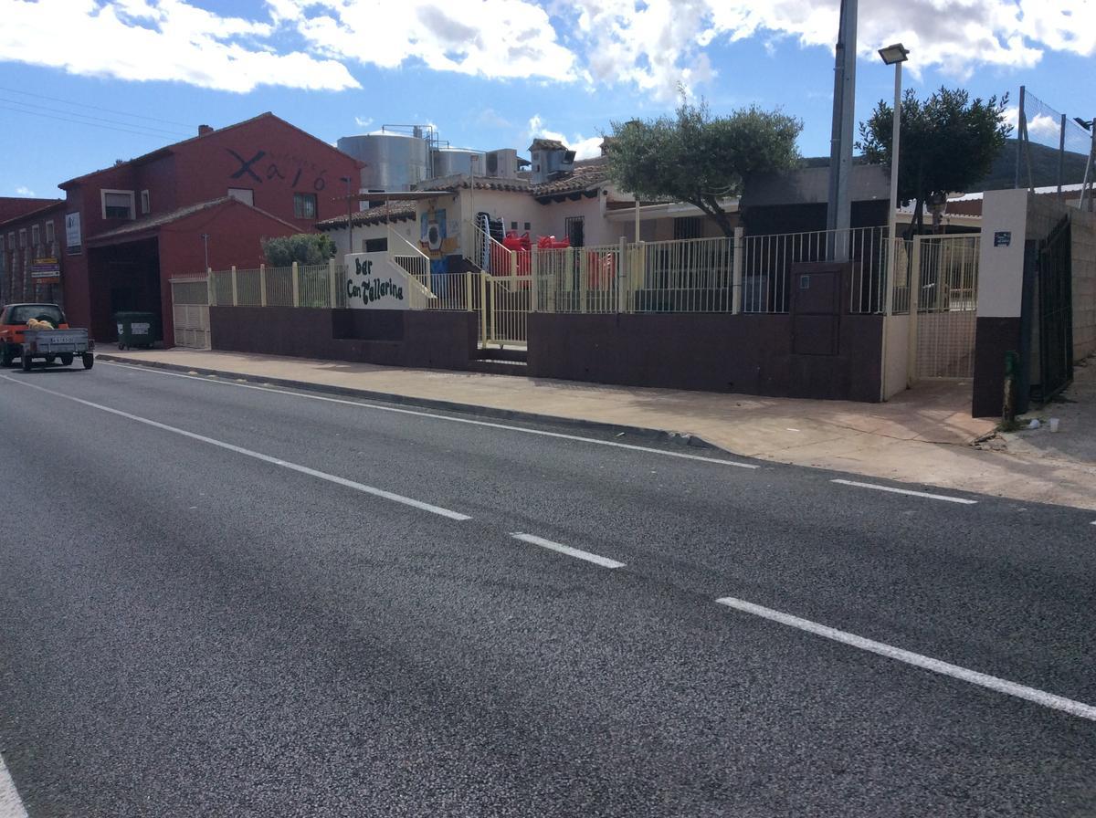 Imagen del establecimiento frente al que ocurrió la agresión en Xaló.