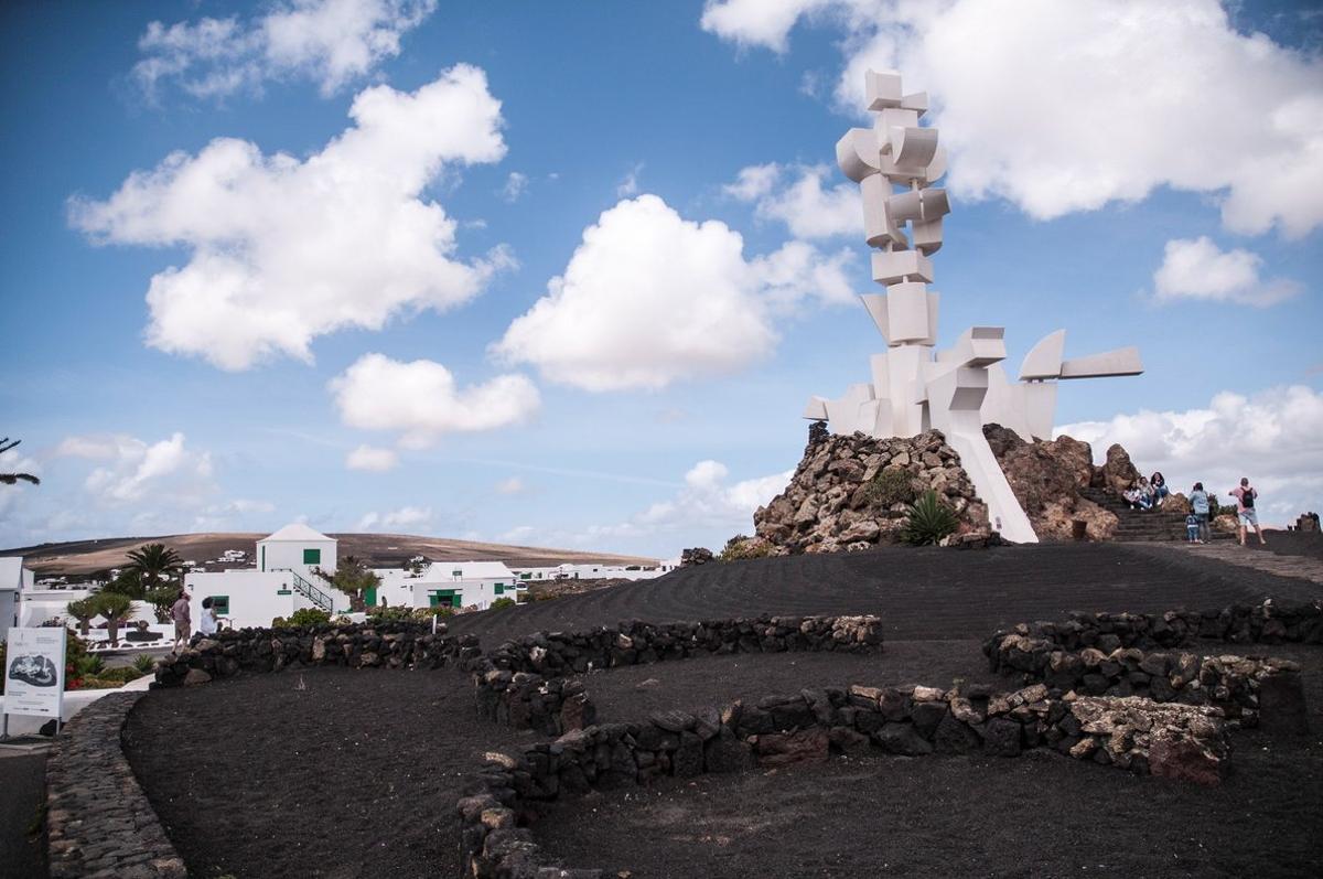 GRAFCAN2738. SAN BARTOLOMÉ (LANZAROTE) (ESPAÑA), 23/04/2019.- Fotografía de la Casa Museo del Campesino, construido por César Manrique en 1968, en el municipio de san Bartolomé. EFE/Javier Fuentes