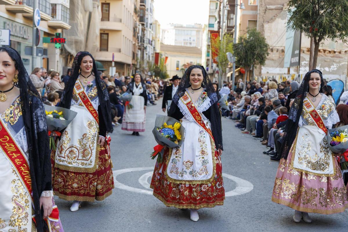 Las mejores imágenes del desfile de la ofrenda floral a la Virgen de la Caridad de Cartagena 2026