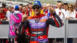 Martín se acerca a solo un punto de Bagnaia, tras la caída del bicampeón