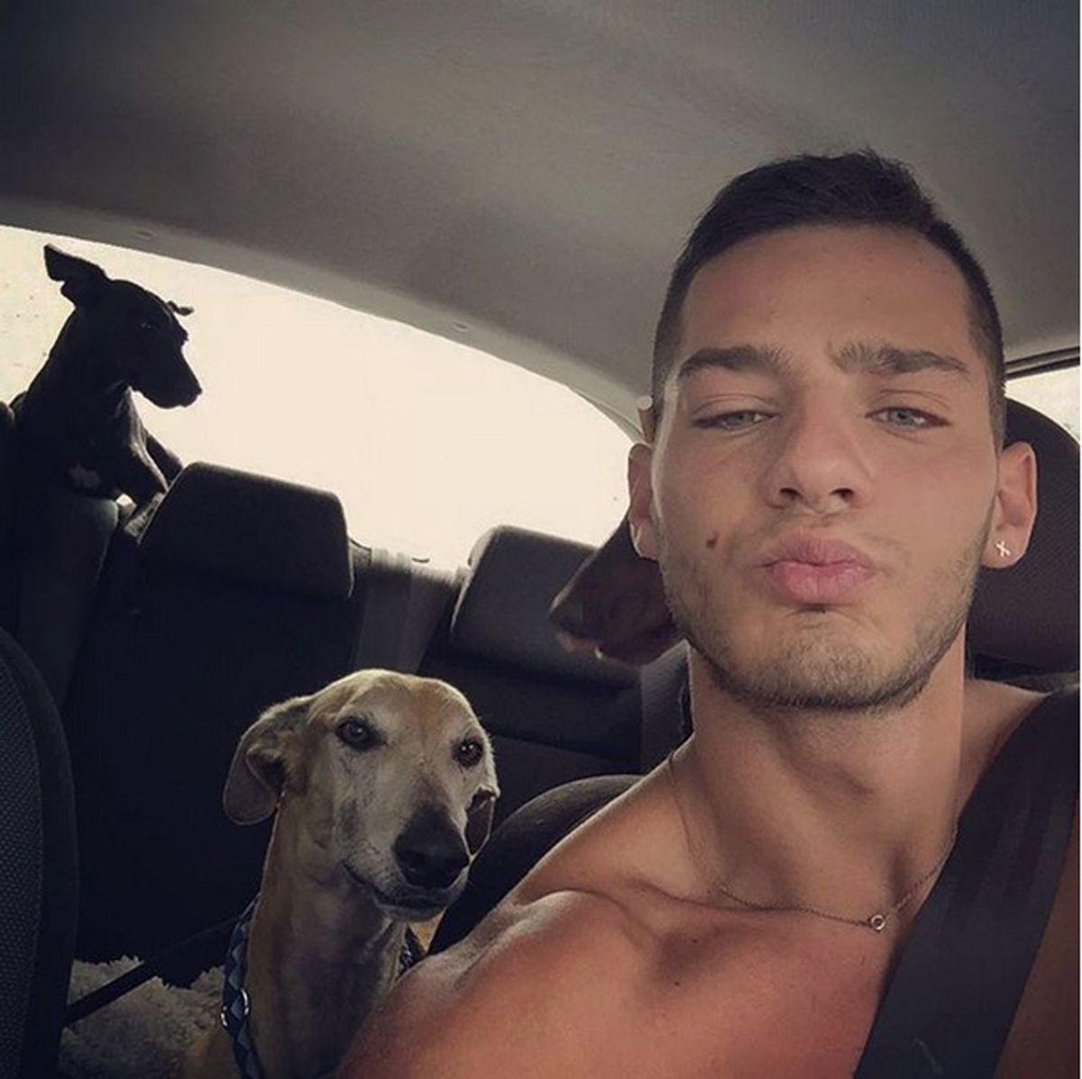 Joel Bosqued en Instagram: pasión por los perros