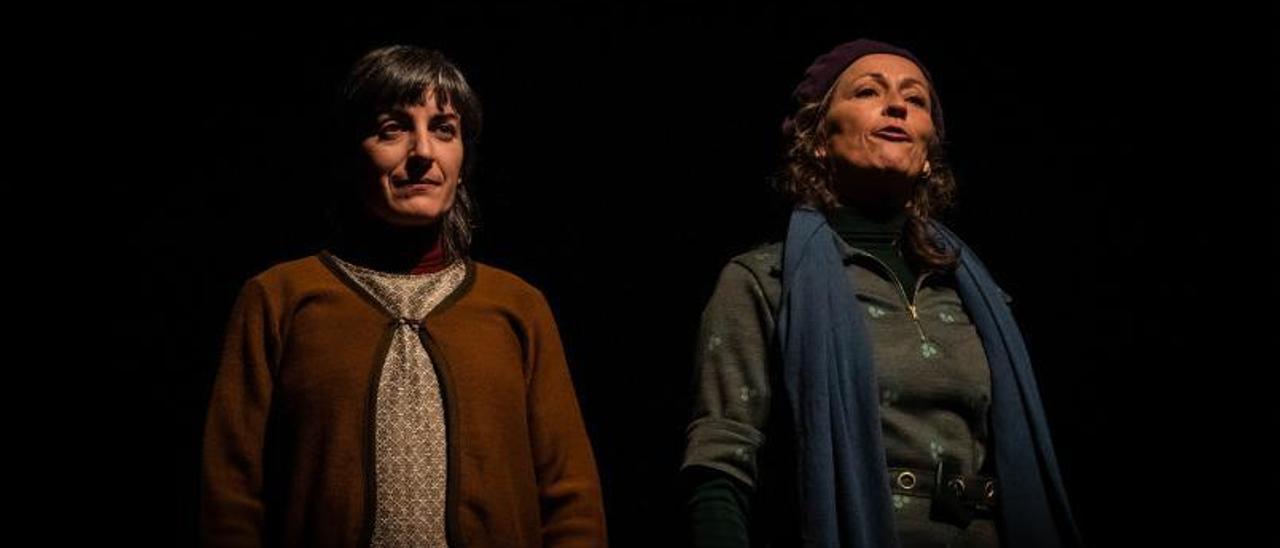 Anabell Gago y Mónica Camaño en “As alumnas”, que se representará el 26 de noviembre. |   // FDV