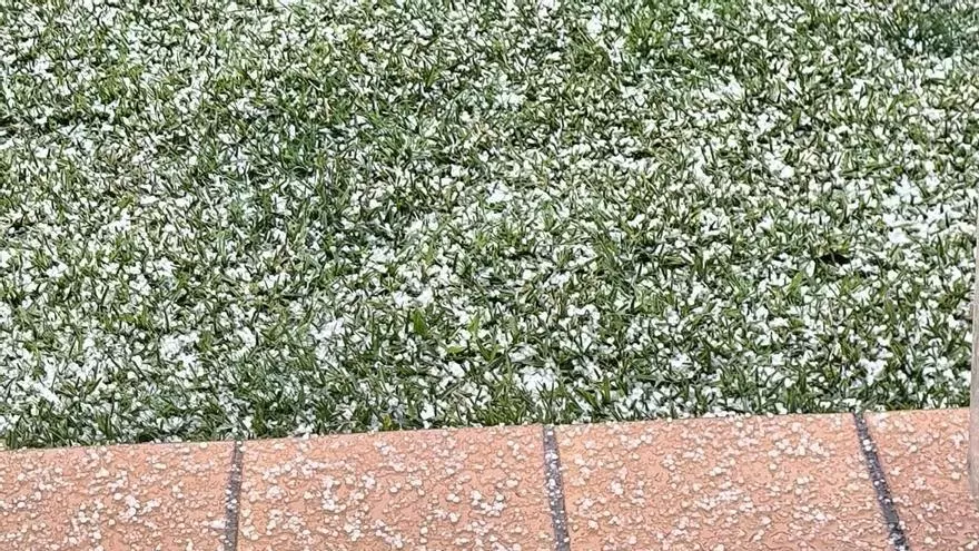 La sorprendente granizada del Domingo de Ramos en Jesús Pobre (vídeo)