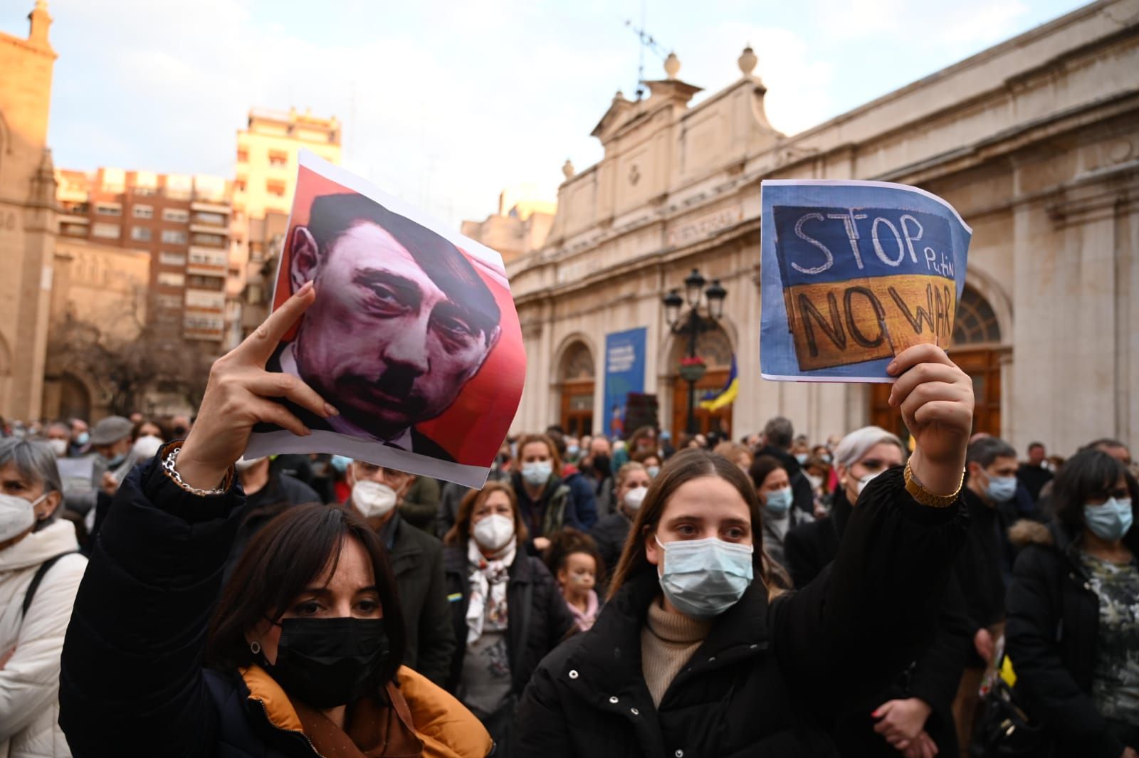 Concentración contra la guerra en Ucrania