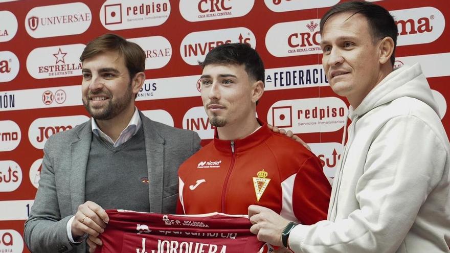 Joel Jorquera lucirá el dorsal 19 con el Real Murcia.
