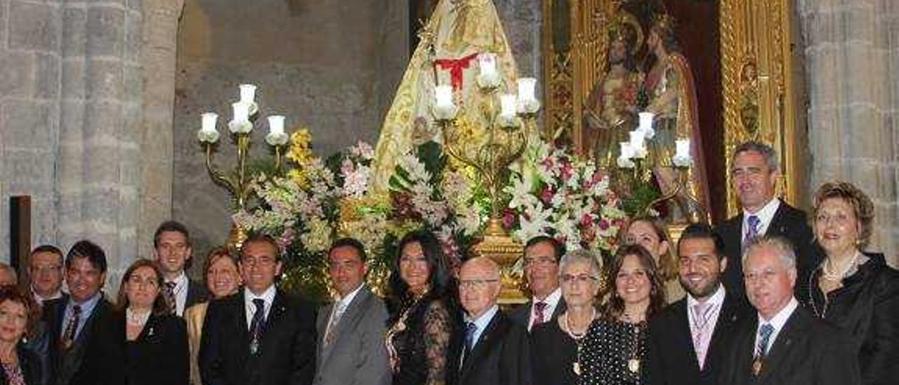 Torró intenta sin éxito nombrar a la Mare de Déu dels Desemparats «alcaldesa perpetua»