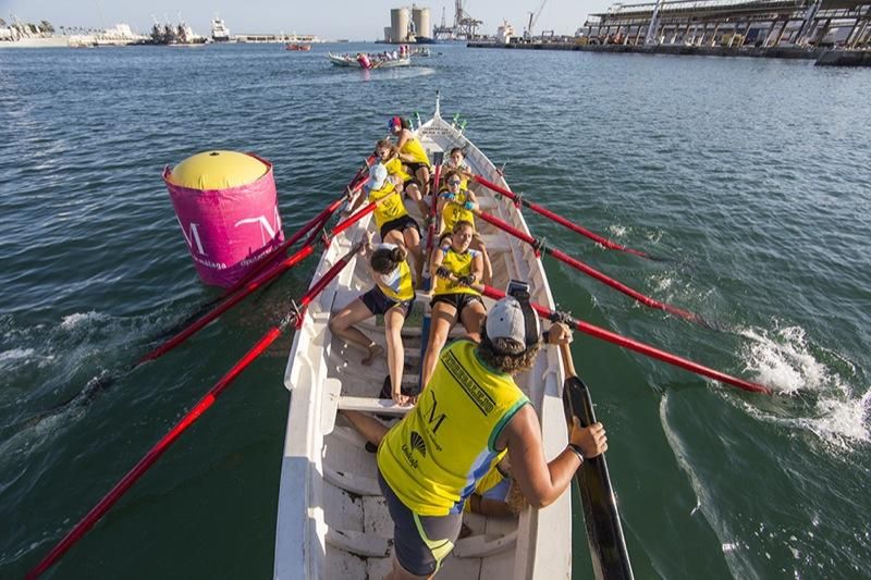 Regata de Jábegas en el Muelle Uno