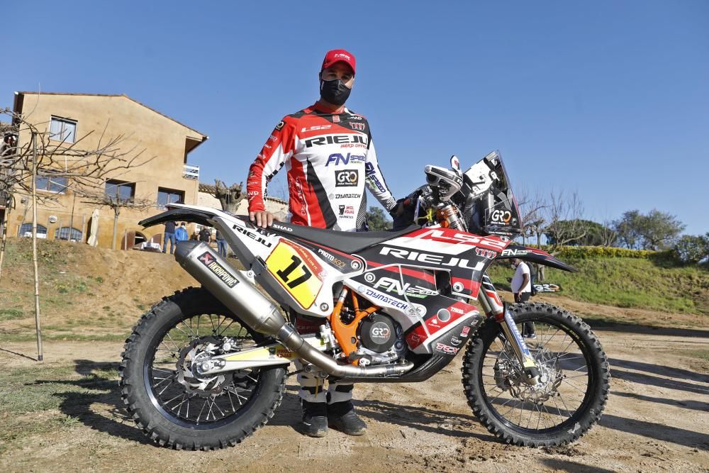 Presentació de l'equip FN Speed Team que participarà al ral·li Dakar