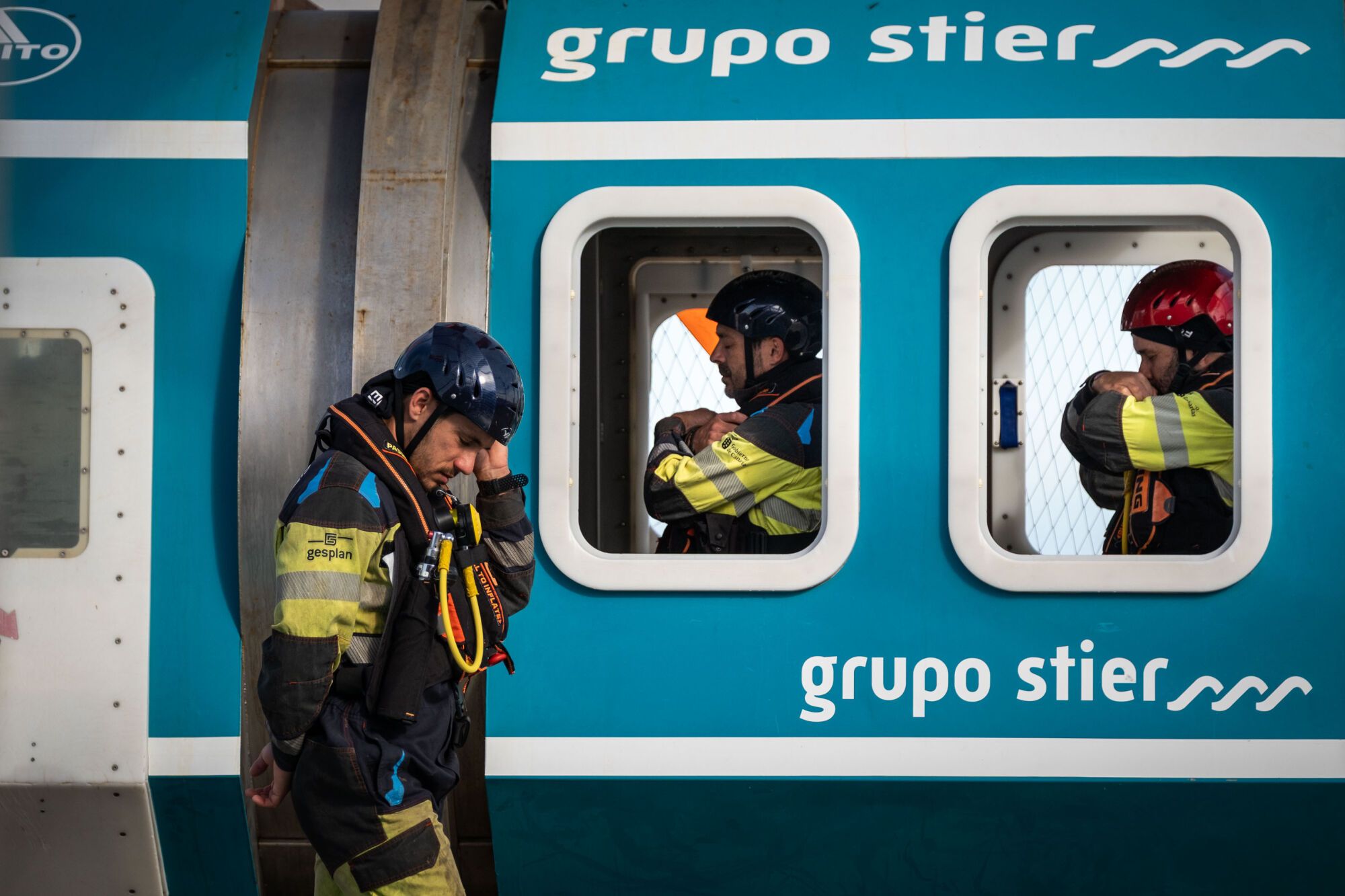 Curso de formación del EIRIF en amerizajes de helicópteros