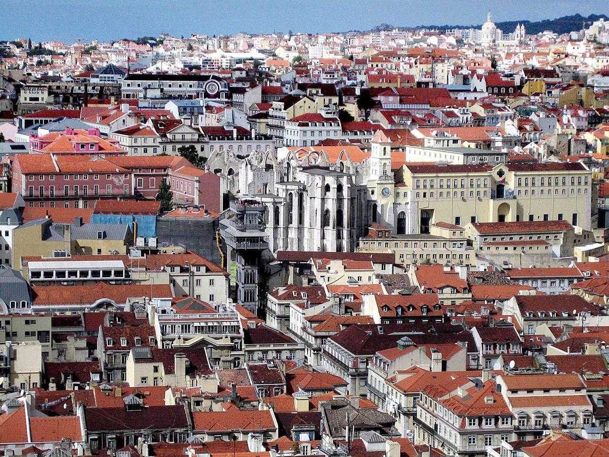 Lisboa también tiene a San Vicente como patrón, y sus restos en la catedral.