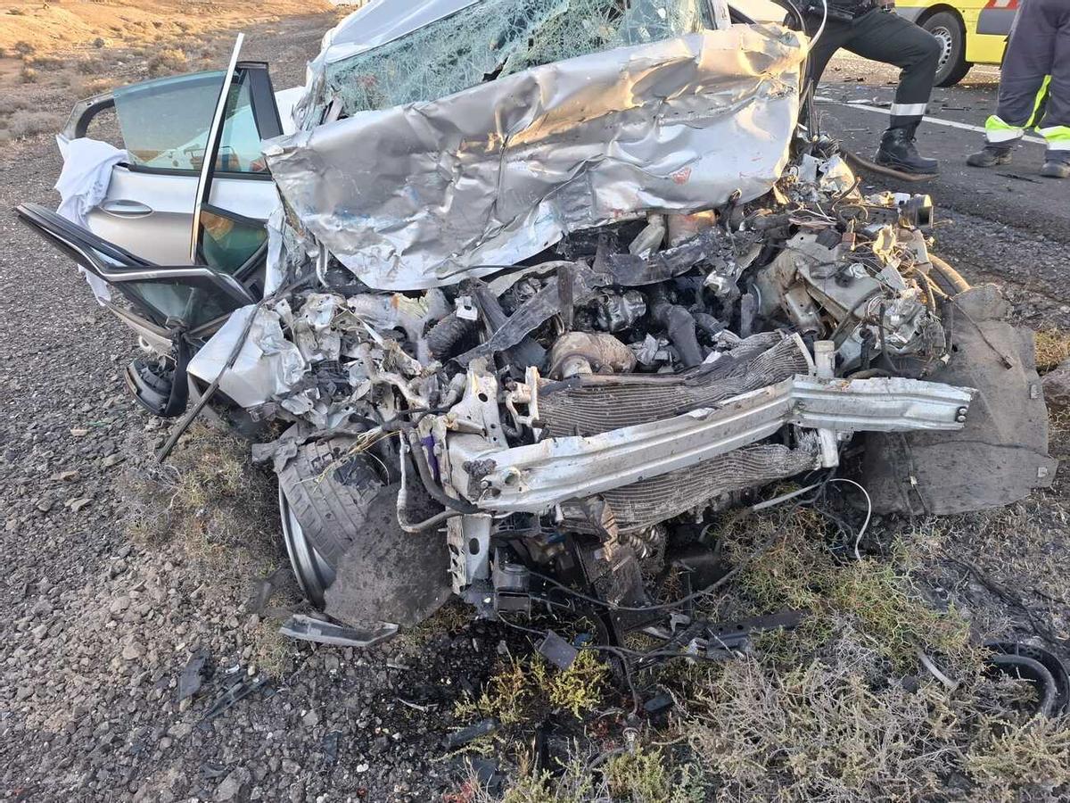 Dos personas mueren en un accidente de tráfico en el sur de Lanzarote Dos personas mueren en un accidente de tráfico en el sur de Lanzarote
