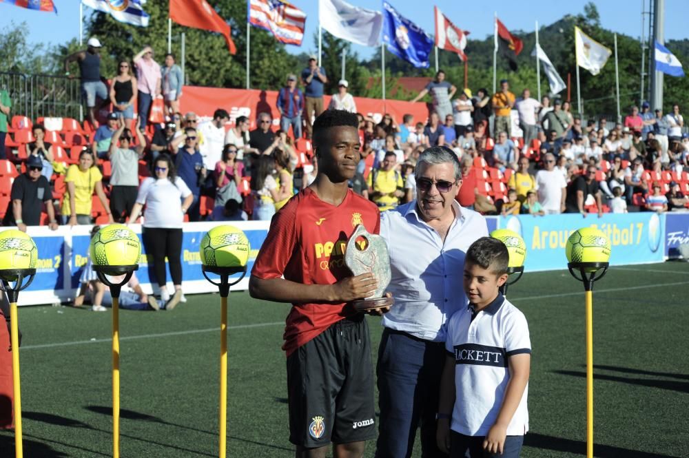 Los jóvenes del Submarino Amarillo doblegaron en la final a la Roma, que debutaba en el torneo.