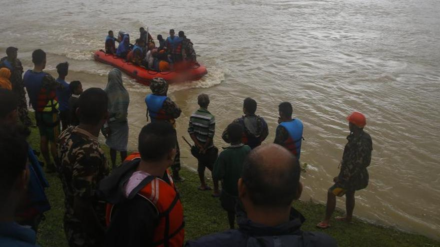 Atrapados 81 españoles por las inundaciones en Nepal
