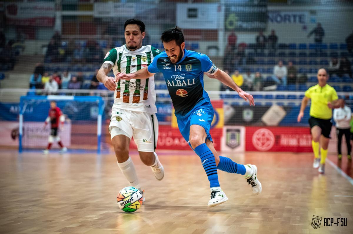 Positivo ensayo del Córdoba Futsal en su visita al Viña Albali Valdepeñas (0-0).