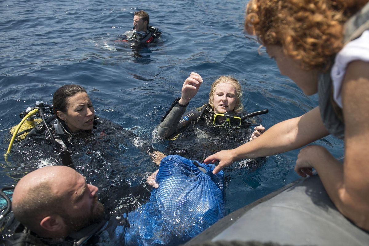 Campaña de limpieza en el mar del proyecto LIBERA.