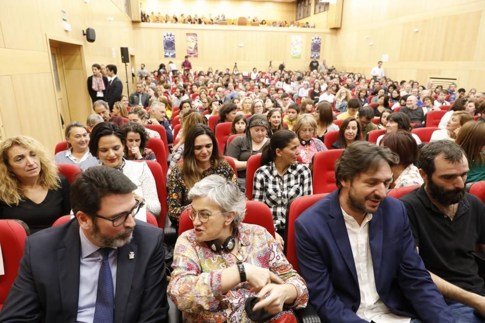 Salman Khan muestra su método matemático en Gijón