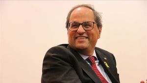zentauroepp45895365 el president del govern  quim torra  al camerino del palau d181115192746
