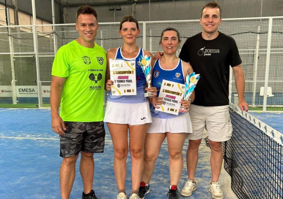 Paula Acón y Vanesa Diloy, subcampeonas  en la categoría femenina.