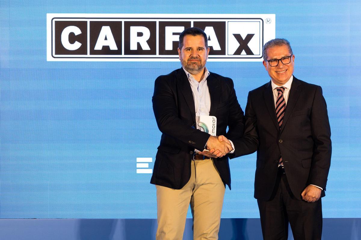 Francisco Rudilla, responsable de desarrollo de Negocio de Carfax en España, junto a Vicente Montoro gerente de motor de Prensa Ibérica